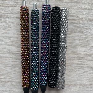 Refillable rhinestone gel pen, bling pen, gem pen.